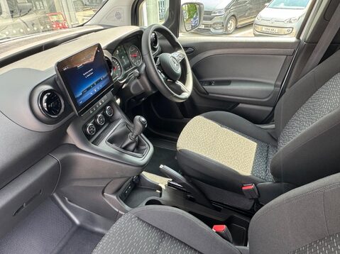 Mercedes-Benz Citan 110 BASE L1 24