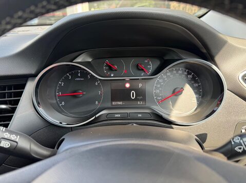 Vauxhall Crossland ELITE NAV 40