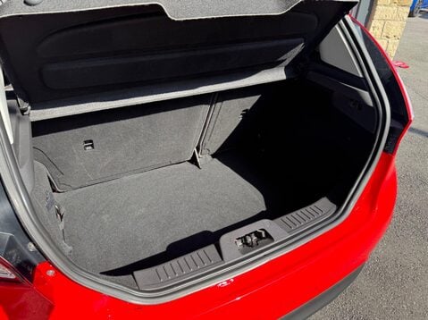 Ford Fiesta ZETEC S RED EDITION 12