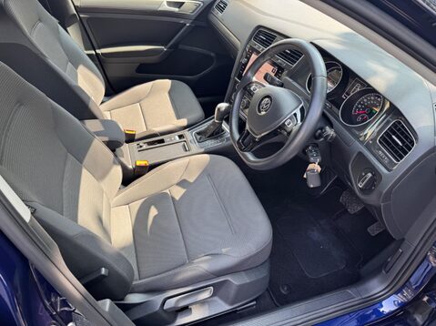 Volkswagen Golf SE NAVIGATION TSI BLUEMOTION TECHNOLOGY DSG 27