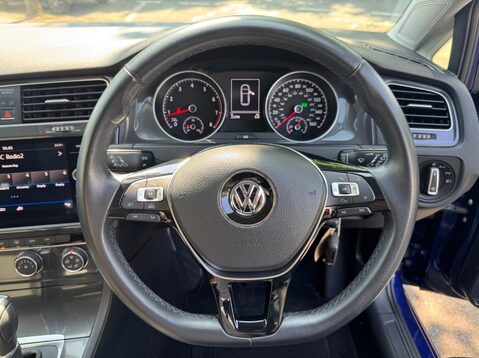 Volkswagen Golf SE NAVIGATION TSI BLUEMOTION TECHNOLOGY DSG 35