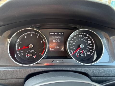 Volkswagen Golf SE NAVIGATION TSI BLUEMOTION TECHNOLOGY DSG 45