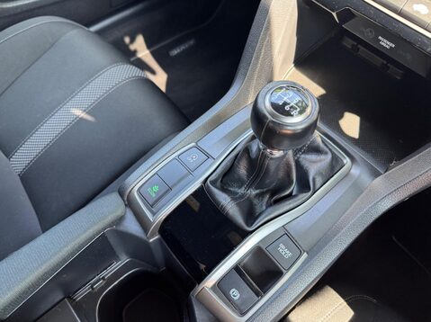 Honda Civic VTEC SPORT 18