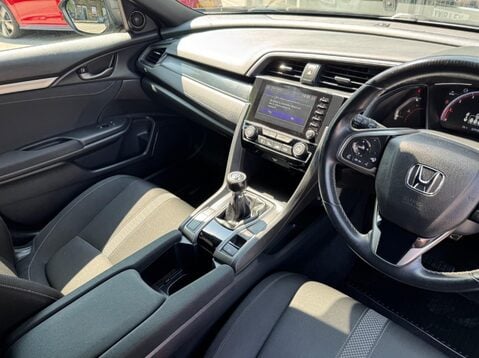 Honda Civic VTEC SPORT 34