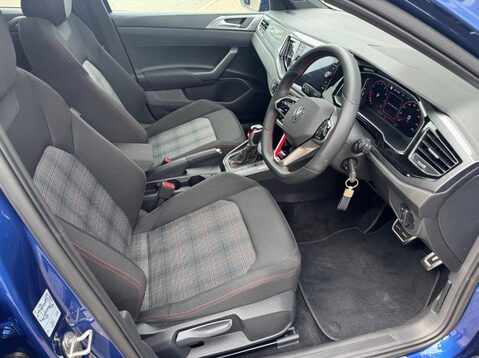 Volkswagen Polo GTI TSI DSG 15