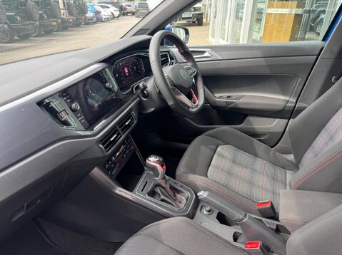 Volkswagen Polo GTI TSI DSG 22