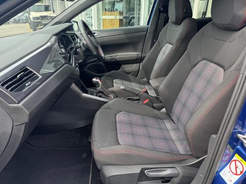 Volkswagen Polo GTI TSI DSG 25