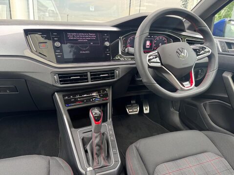 Volkswagen Polo GTI TSI DSG 38