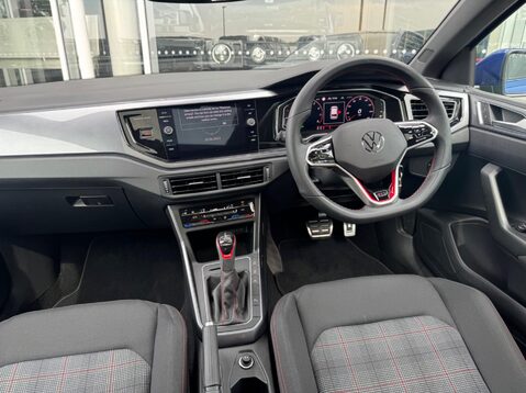 Volkswagen Polo GTI TSI DSG 40