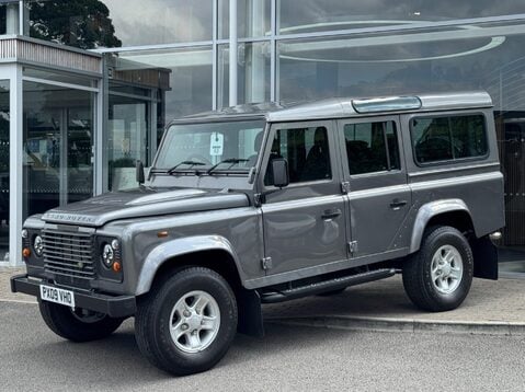 Land Rover Defender 110 COUNTY STATION WAGON 4