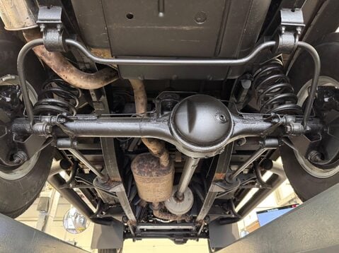 Land Rover Defender 110 COUNTY STATION WAGON 22