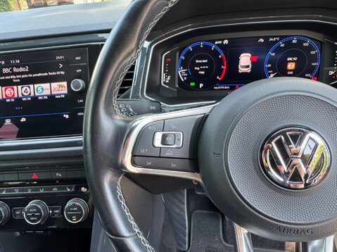 Volkswagen T-Roc R-LINE TSI 4MOTION DSG 24
