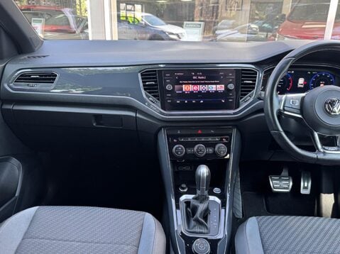 Volkswagen T-Roc R-LINE TSI 4MOTION DSG 14