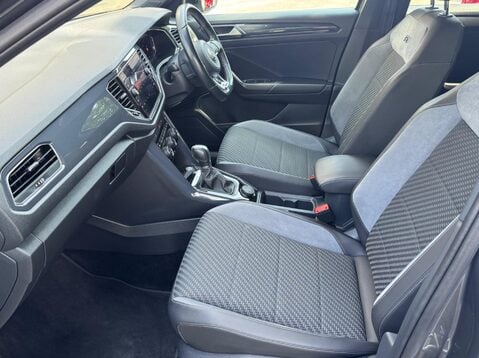 Volkswagen T-Roc R-LINE TSI 4MOTION DSG 26