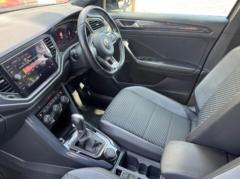 Volkswagen T-Roc R-LINE TSI 4MOTION DSG 28