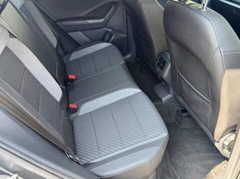 Volkswagen T-Roc R-LINE TSI 4MOTION DSG 31