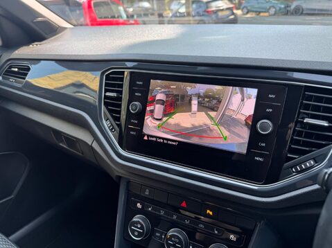 Volkswagen T-Roc R-LINE TSI 4MOTION DSG 30