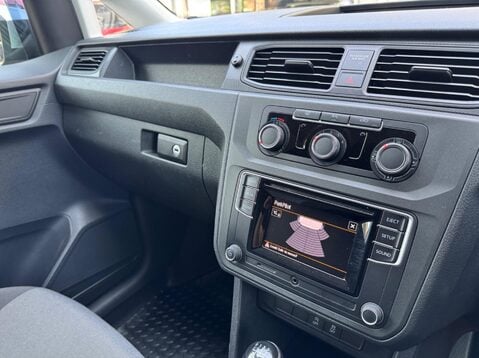 Volkswagen Caddy C20 TDI TRENDLINE 28