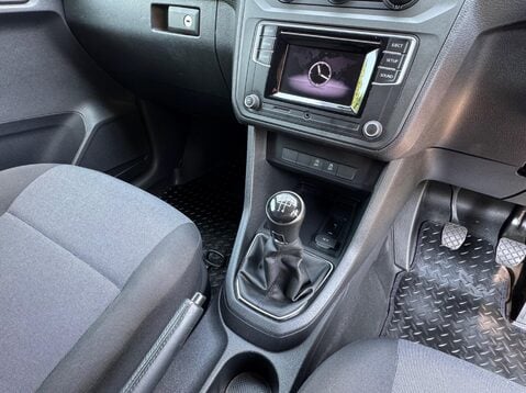 Volkswagen Caddy C20 TDI TRENDLINE 29