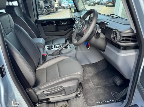 Ineos Grenadier 3.0D Fieldmaster Edition Station Wagon Auto 4WD Euro 6 (s/s) 6dr 12