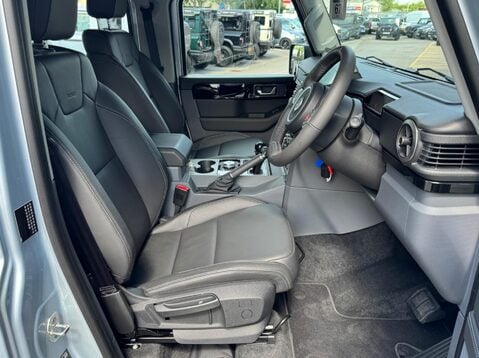 Ineos Grenadier 3.0D Fieldmaster Edition Station Wagon Auto 4WD Euro 6 (s/s) 6dr 14