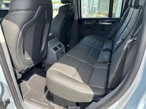 Ineos Grenadier 3.0D Fieldmaster Edition Station Wagon Auto 4WD Euro 6 (s/s) 6dr 42