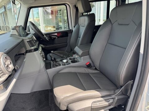 Ineos Grenadier 3.0D Fieldmaster Edition Station Wagon Auto 4WD Euro 6 (s/s) 6dr 30