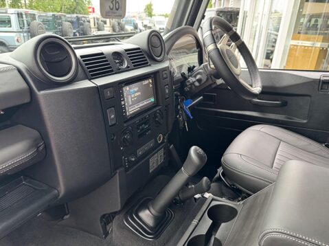 Land Rover Defender TD XS UTILITY WAGON 34