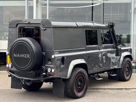 Land Rover Defender TD XS UTILITY WAGON 10