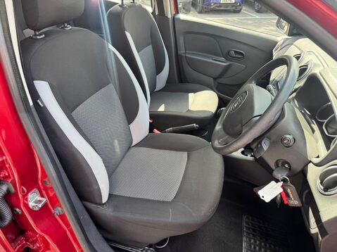 Dacia Sandero AMBIANCE 10