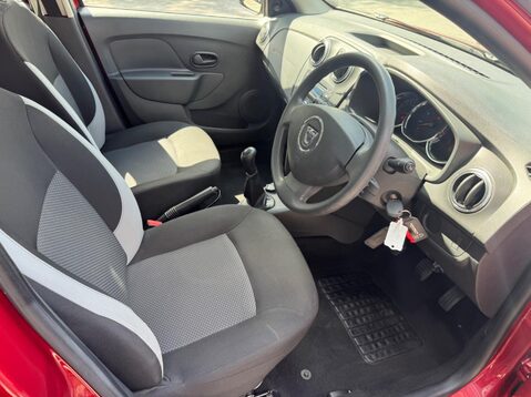 Dacia Sandero AMBIANCE 12