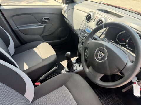 Dacia Sandero AMBIANCE 14