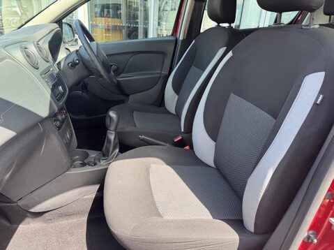 Dacia Sandero AMBIANCE 21