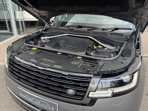 Land Rover Range Rover SE 15