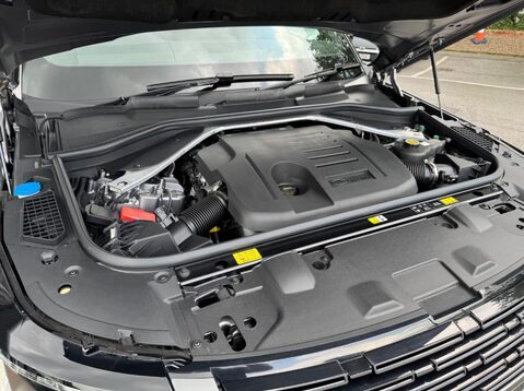 Land Rover Range Rover SE 16