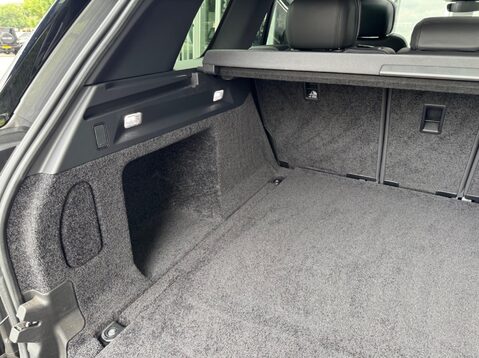 Land Rover Range Rover SE 12