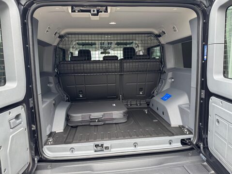 Ineos Grenadier STATION WAGON 9