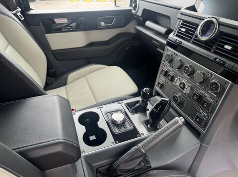 Ineos Grenadier STATION WAGON 38