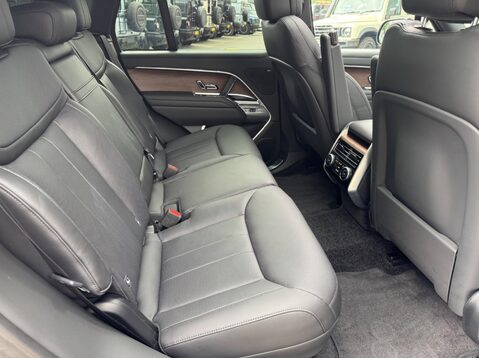 Land Rover Range Rover SE 51
