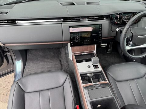 Land Rover Range Rover SE 23