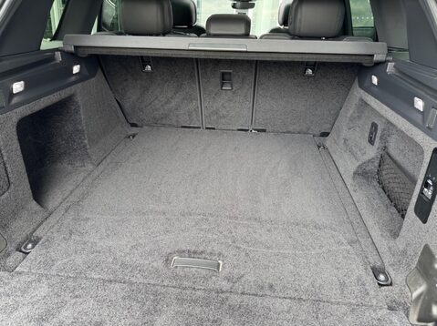 Land Rover Range Rover SE 14