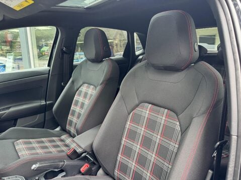 Volkswagen Polo GTI PLUS TSI DSG 21