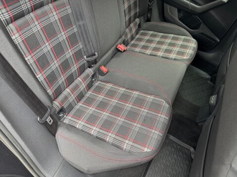 Volkswagen Polo GTI PLUS TSI DSG 35