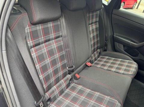 Volkswagen Polo GTI PLUS TSI DSG 34