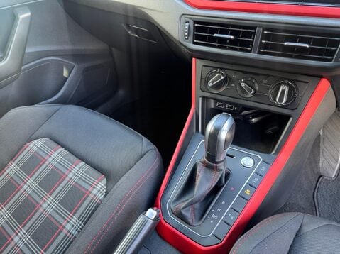 Volkswagen Polo GTI PLUS TSI DSG 27