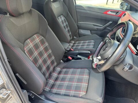 Volkswagen Polo GTI PLUS TSI DSG 15
