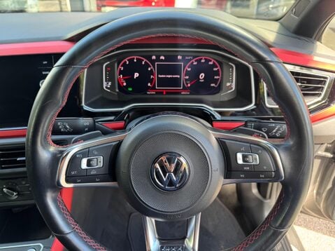 Volkswagen Polo GTI PLUS TSI DSG 32