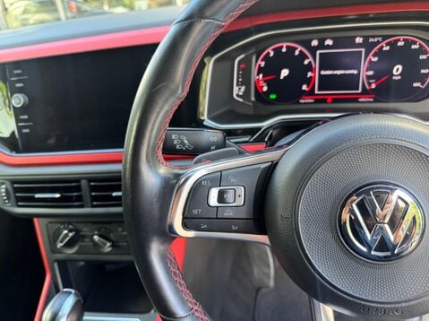 Volkswagen Polo GTI PLUS TSI DSG 29