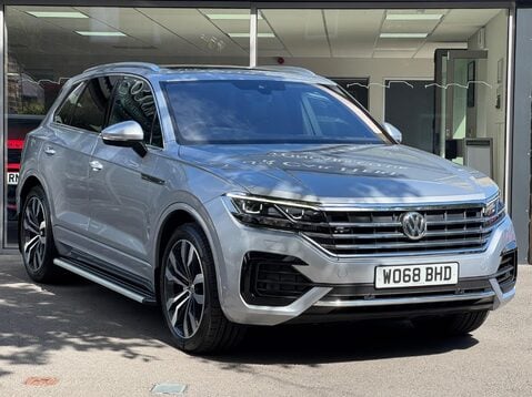 Volkswagen Touareg V6 R-LINE TECH TDI 1
