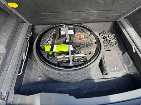 Volkswagen Touareg V6 R-LINE TECH TDI 15